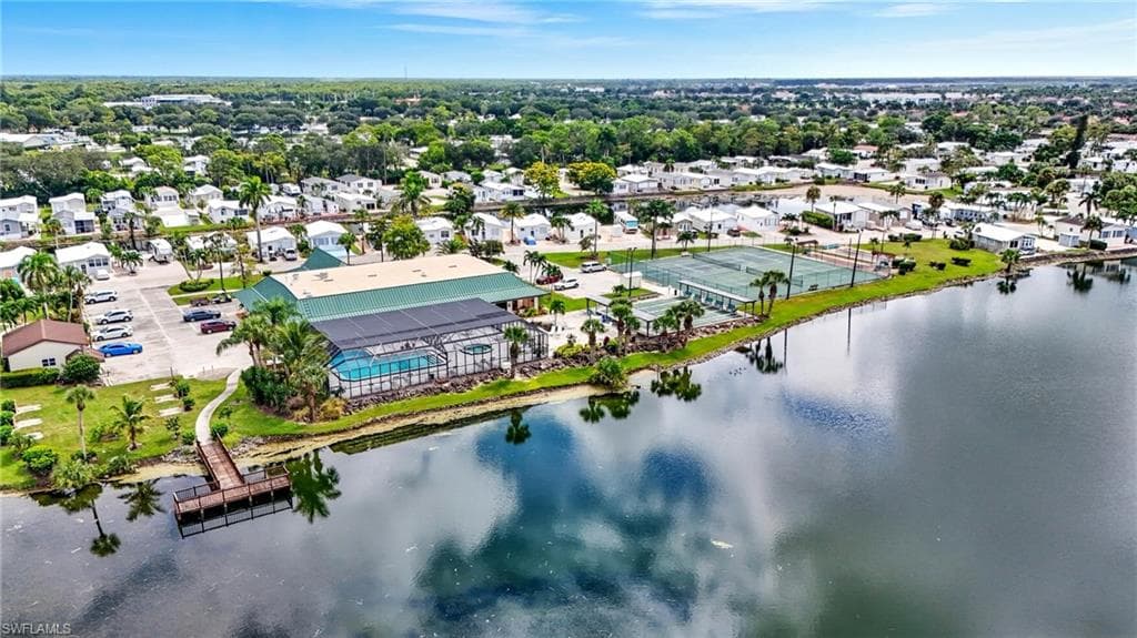 37 Bass LN, NAPLES FL 34114-21
