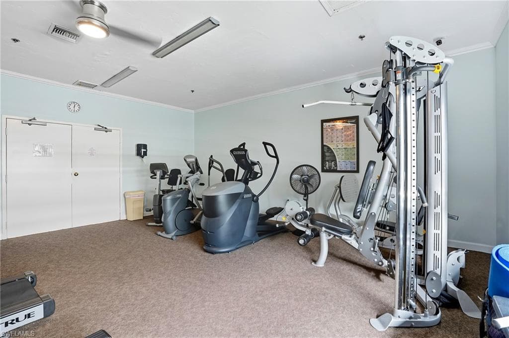 37 Bass LN, NAPLES FL 34114-29