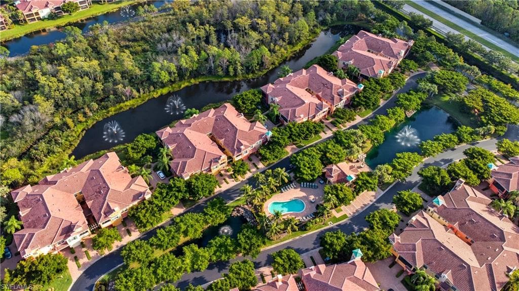 8701 Piazza Del Lago CIR # 101, ESTERO FL 33928-40