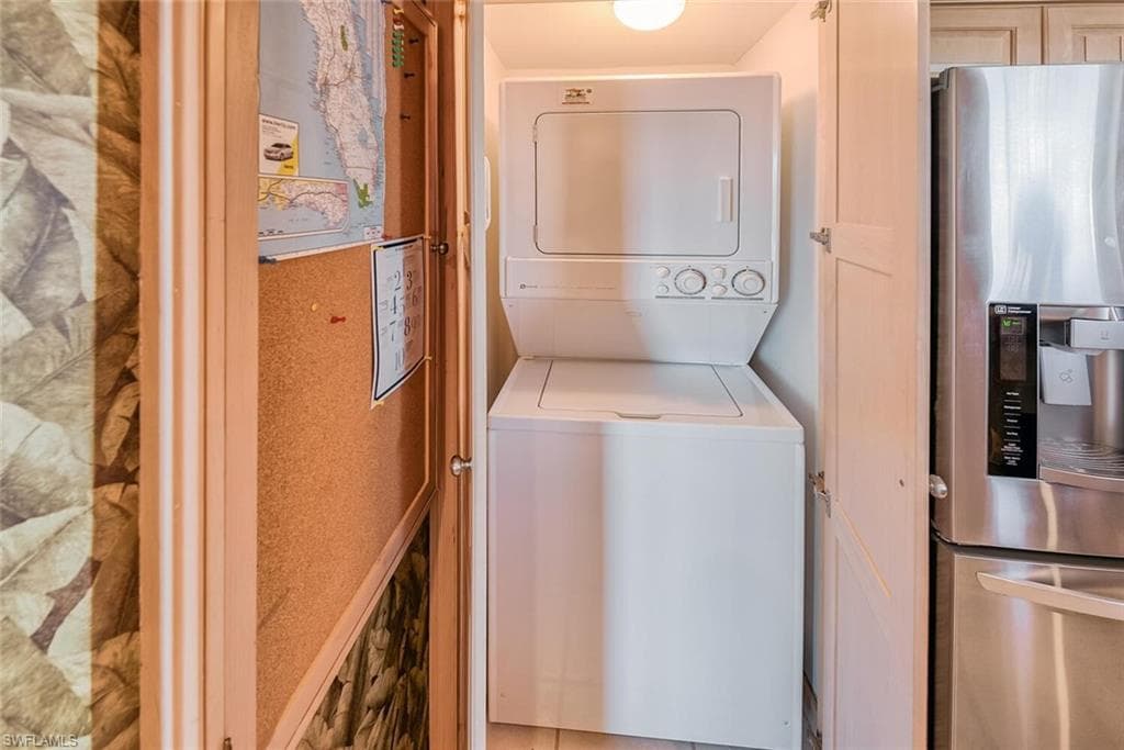 10701 Gulf Shore DR # 1200, NAPLES FL 34108-12