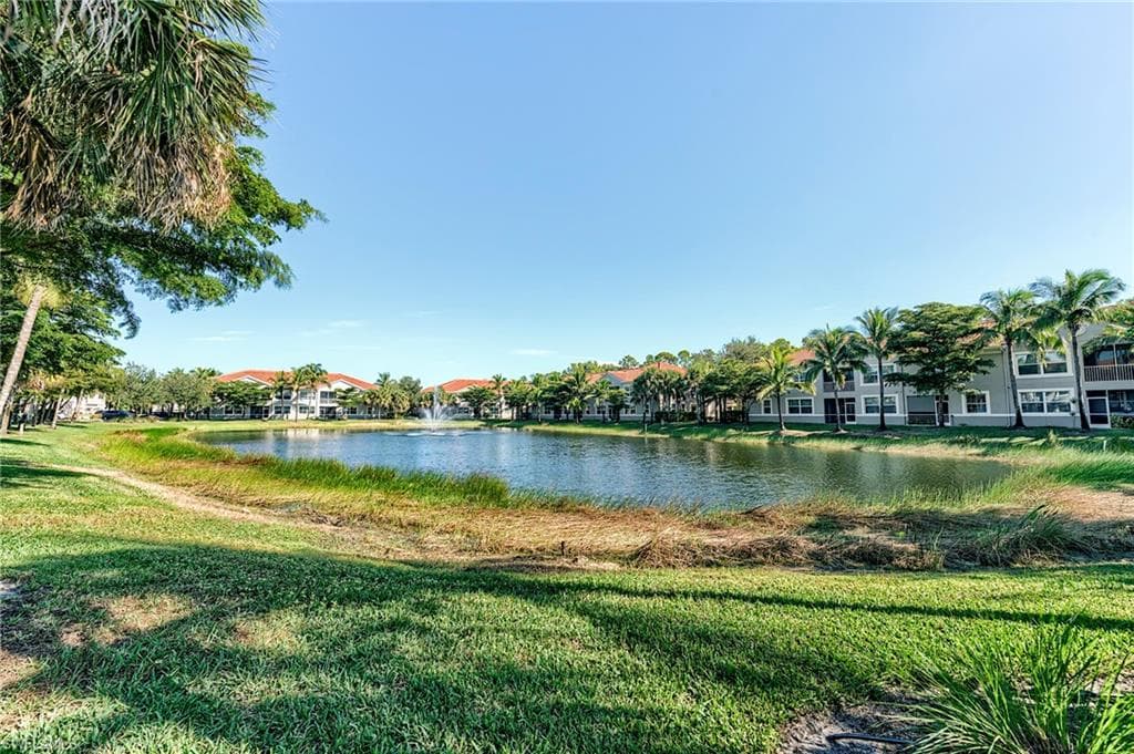 8510 Violeta ST 203-1