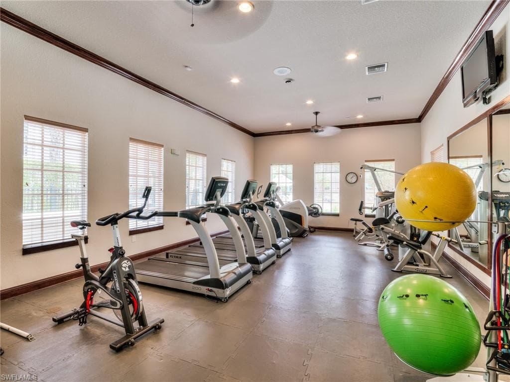 8510 Violeta ST 203-37