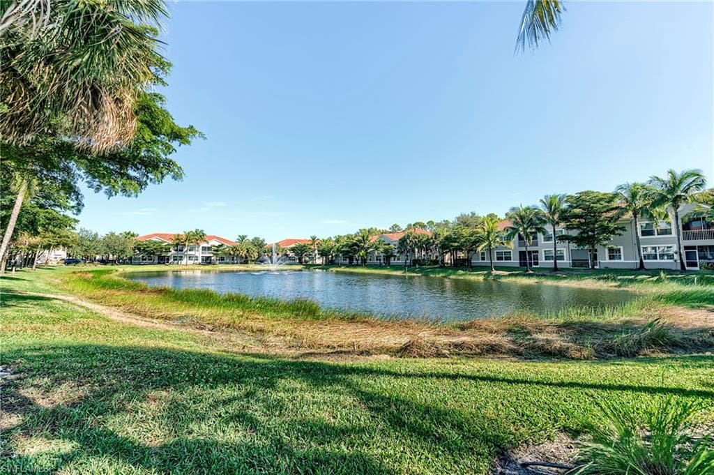 8510 Violeta ST 203-30