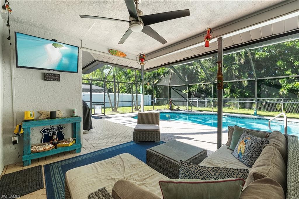 3584 Cartwright CT, BONITA SPRINGS FL 34134-21