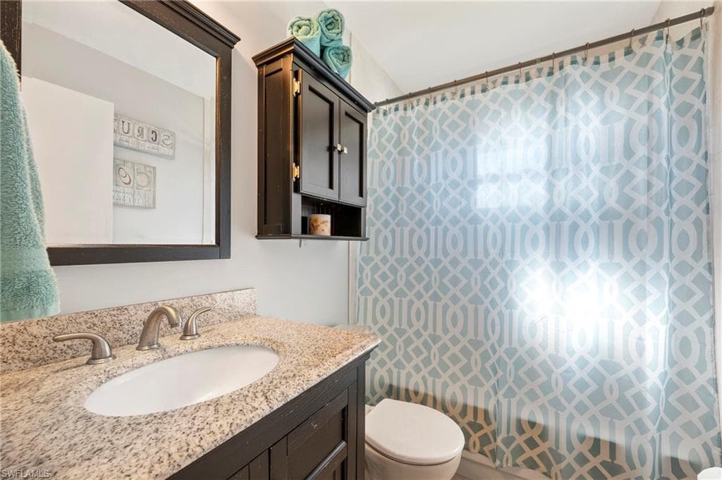 3584 Cartwright CT, BONITA SPRINGS FL 34134-19