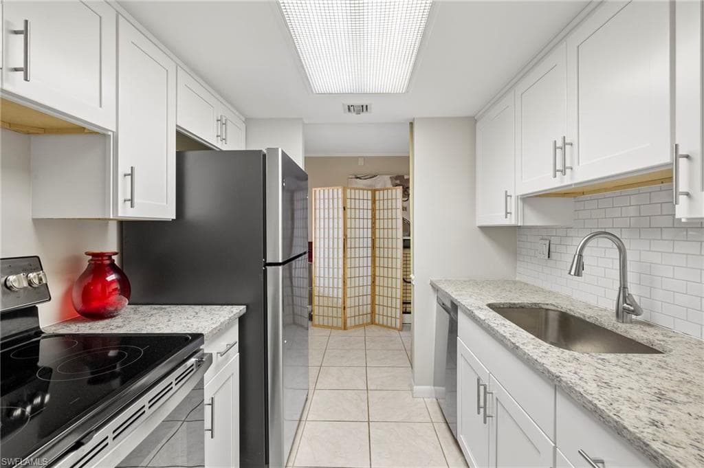 2366 E Mall DR # 213, FORT MYERS FL 33901-3