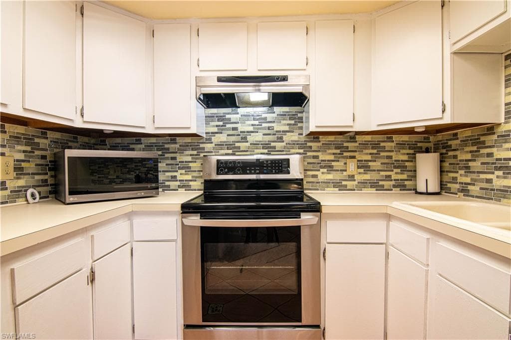 8407 S Haven LN, FORT MYERS FL 33919-12