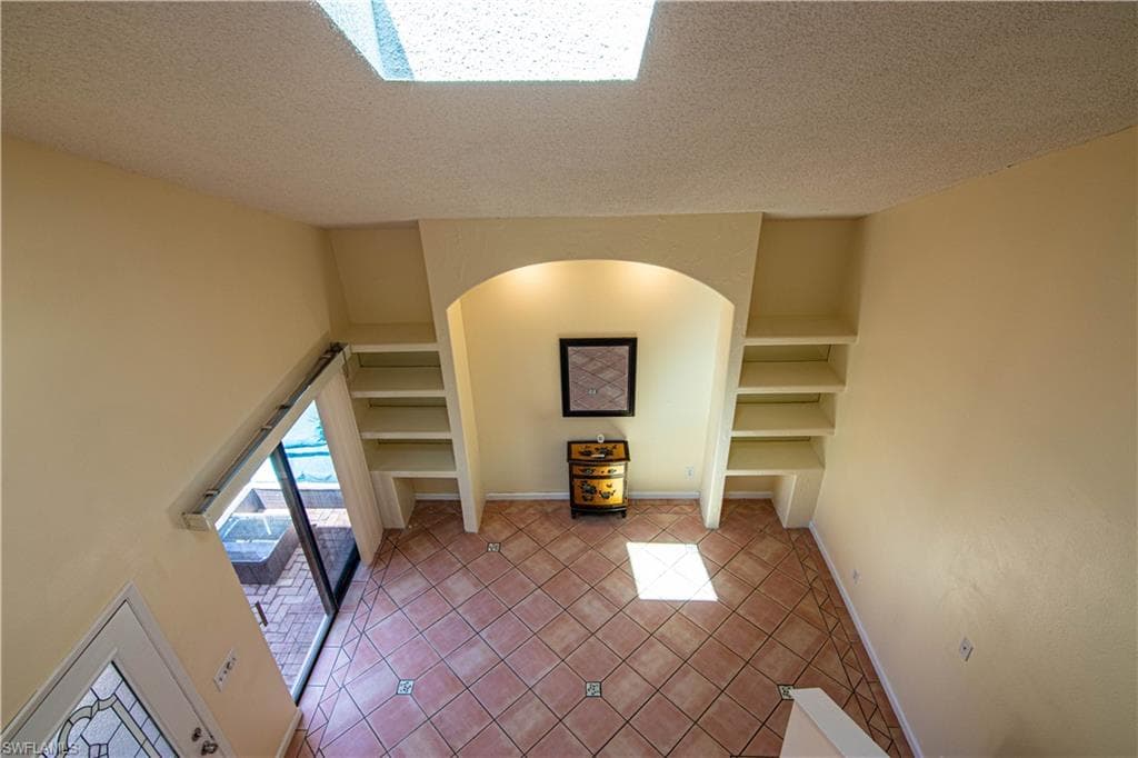 8407 S Haven LN, FORT MYERS FL 33919-21