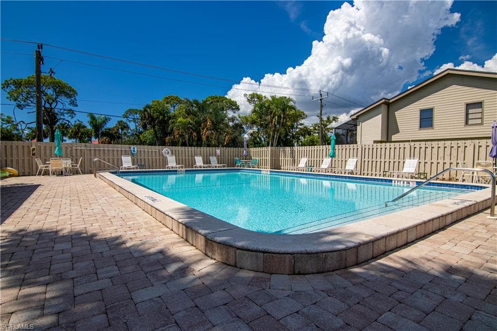 8407 S Haven LN, FORT MYERS FL 33919-31