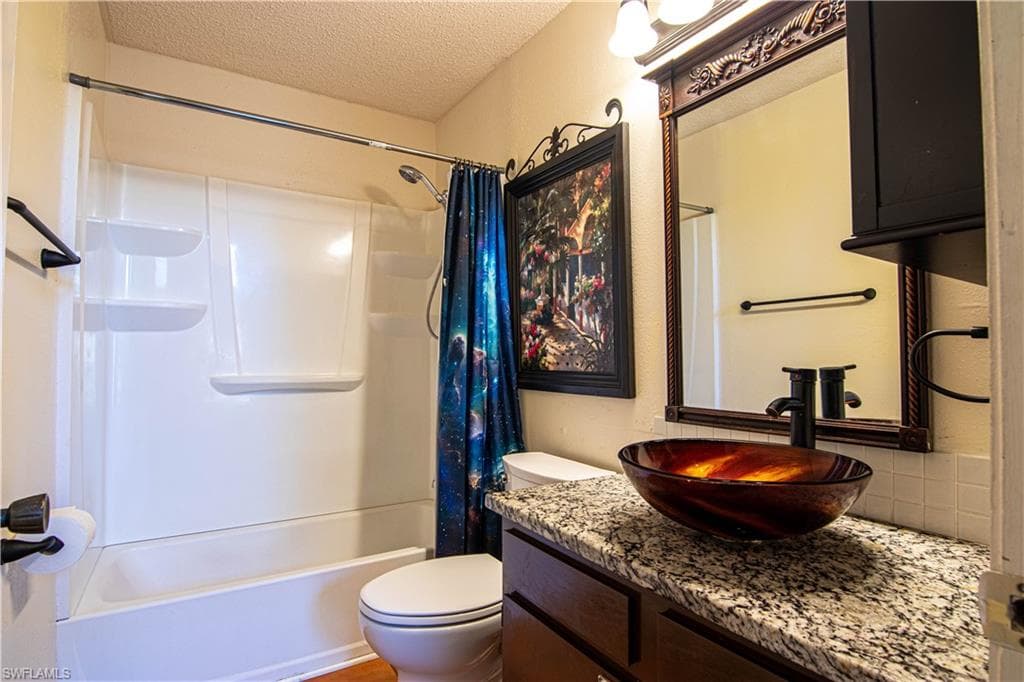 8407 S Haven LN, FORT MYERS FL 33919-27