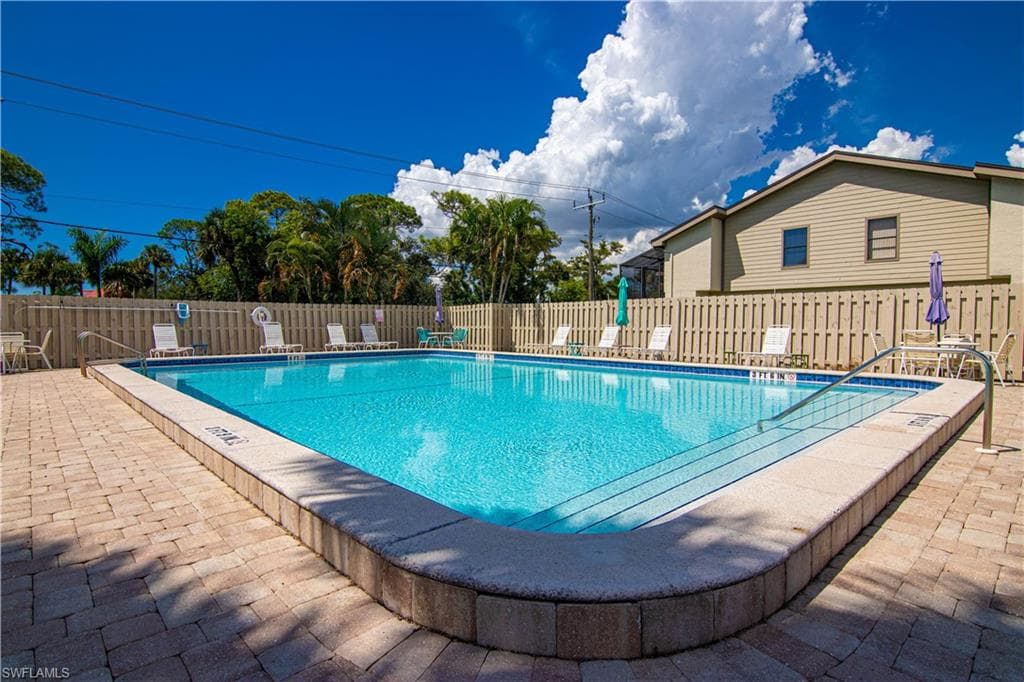 8407 S Haven LN, FORT MYERS FL 33919-29