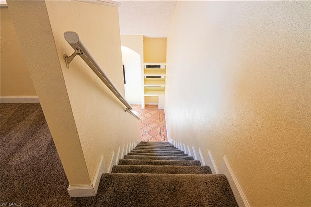 8407 S Haven LN, FORT MYERS FL 33919-17