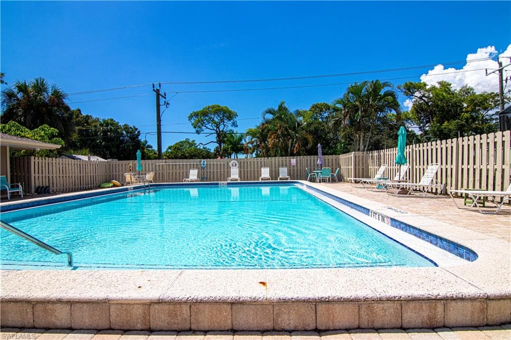 8407 S Haven LN, FORT MYERS FL 33919-30
