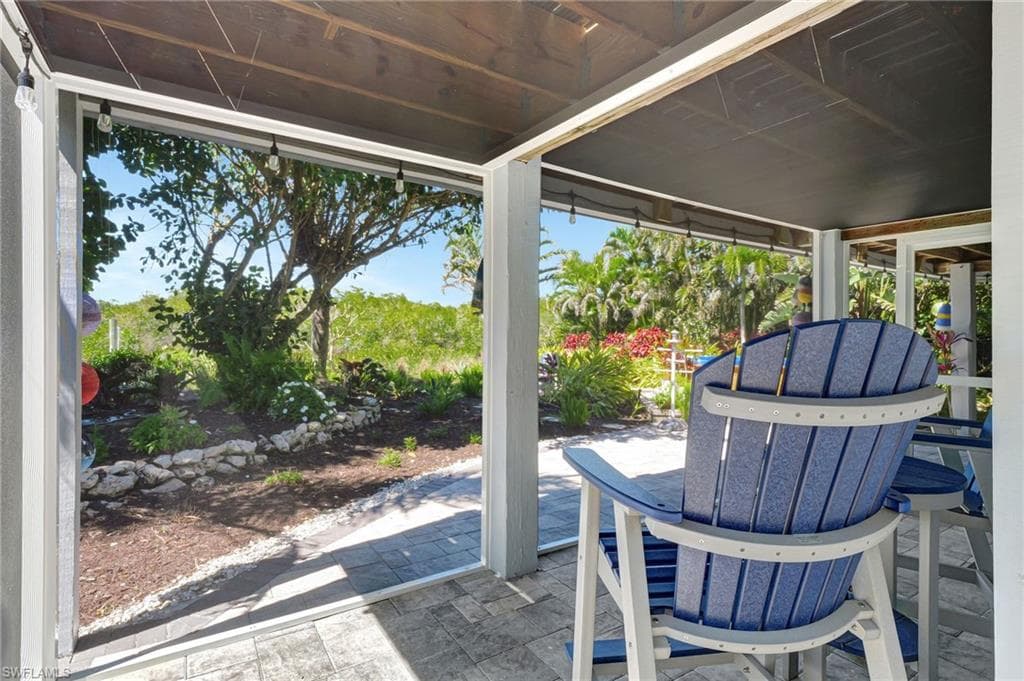 193 Cocohatchee ST, NAPLES FL 34110-45