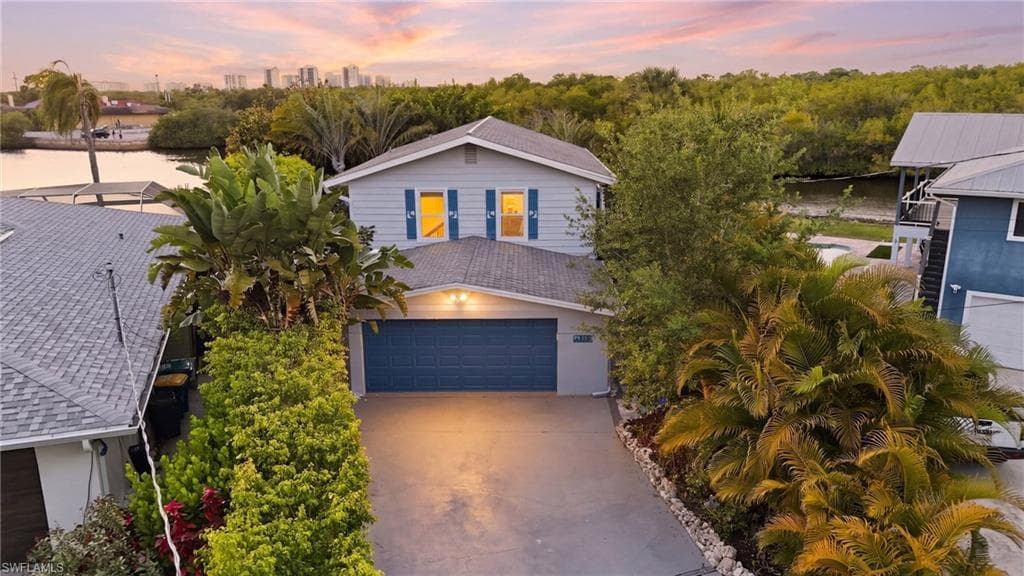 193 Cocohatchee ST, NAPLES FL 34110-12