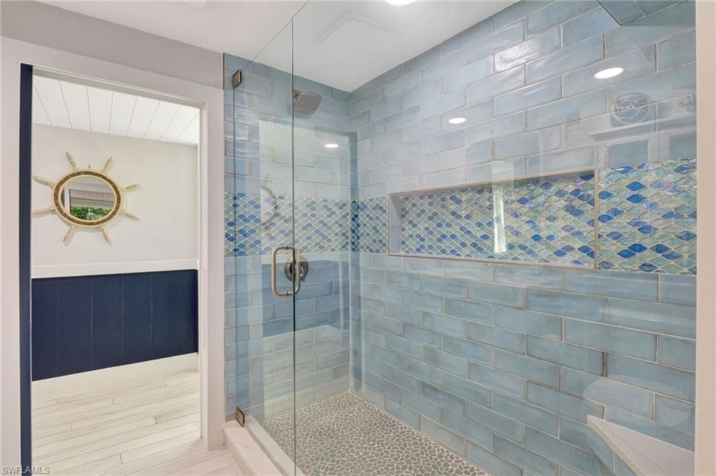 193 Cocohatchee ST, NAPLES FL 34110-37