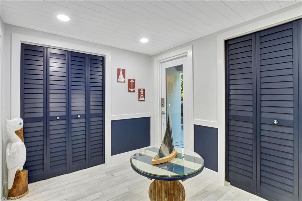 193 Cocohatchee ST, NAPLES FL 34110-40