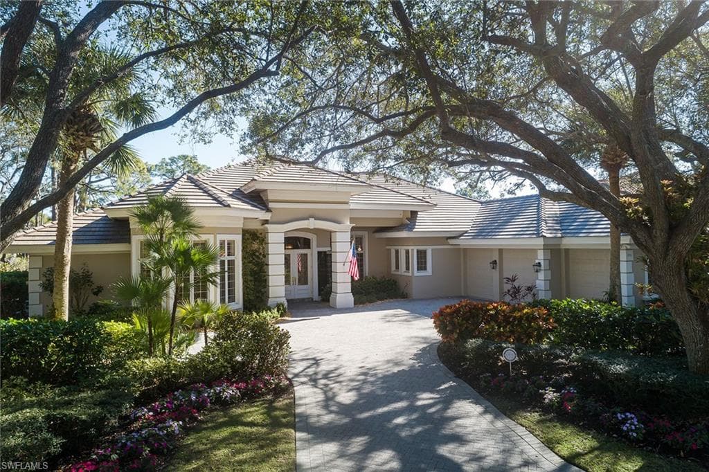 896 Barcarmil WAY, NAPLES FL 34110-28
