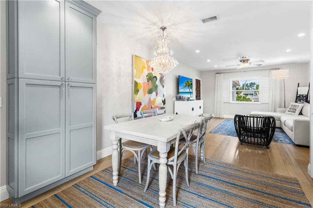 940 3rd ST S # 201, NAPLES FL 34102-4