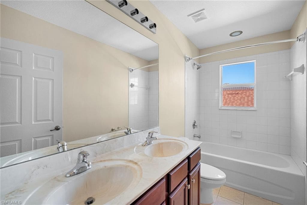 8542 Sumner AVE # 1, FORT MYERS FL 33908-14