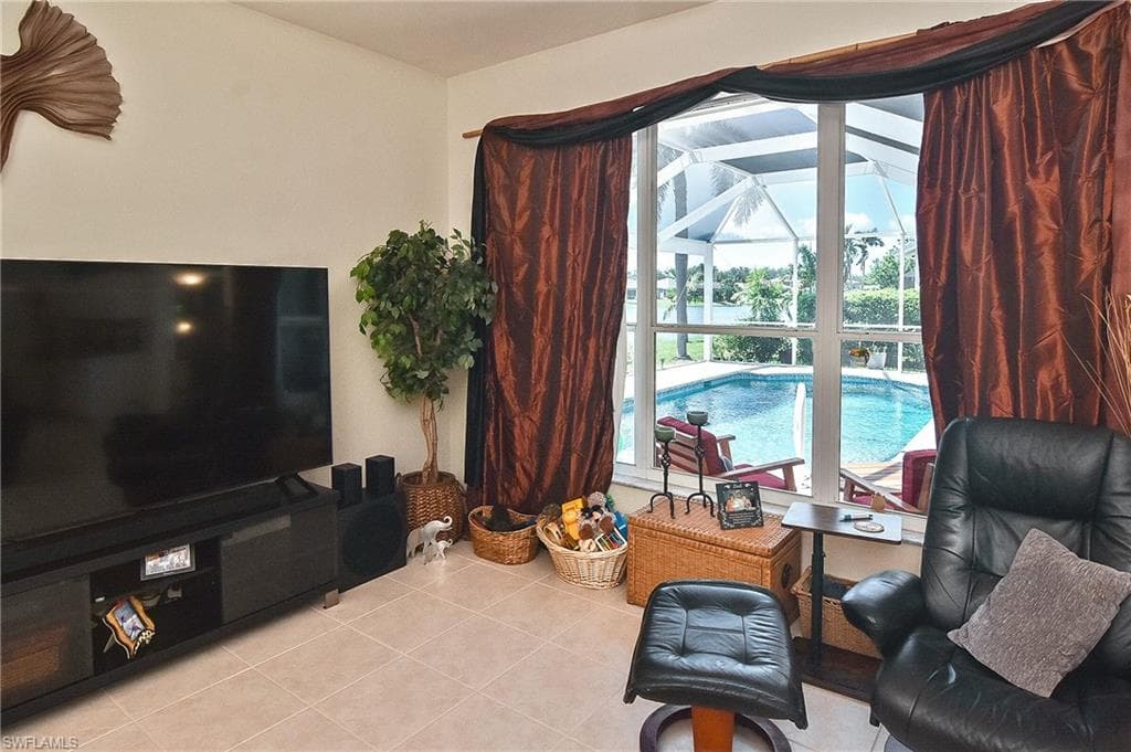 9160 Kings Cove CT, FORT MYERS FL 33967-37