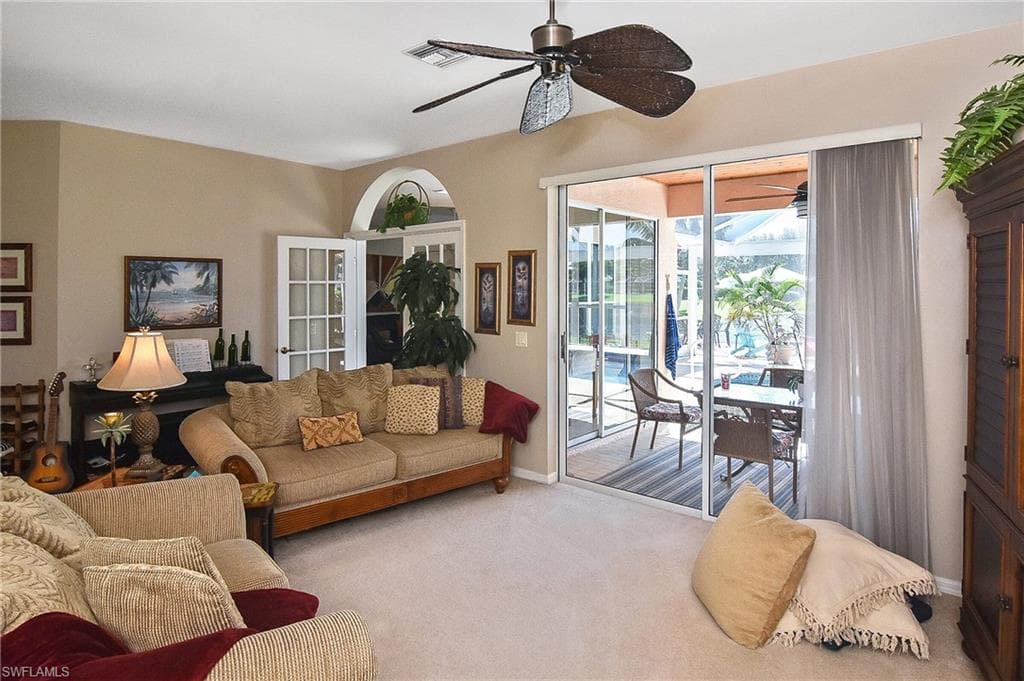 9160 Kings Cove CT, FORT MYERS FL 33967-14