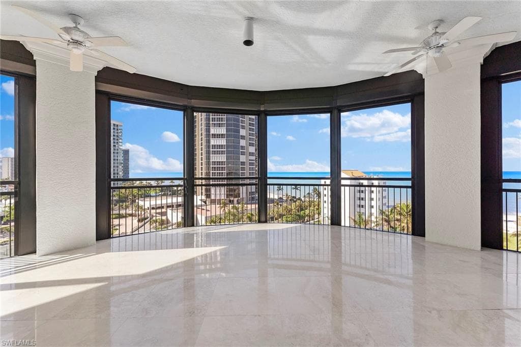 81 Seagate DR # 801, NAPLES FL 34103-6