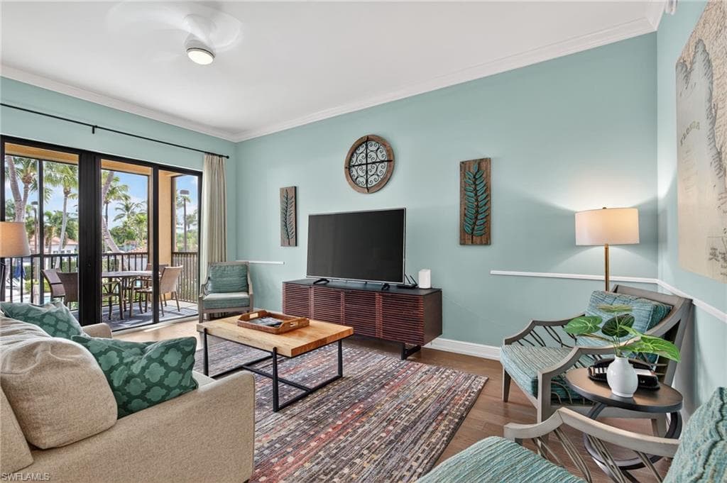 975 Sandpiper ST # A204, NAPLES FL 34102-6