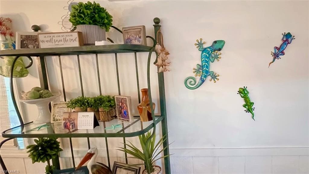 220 Derwent BLVD, FORT MYERS FL 33908-12