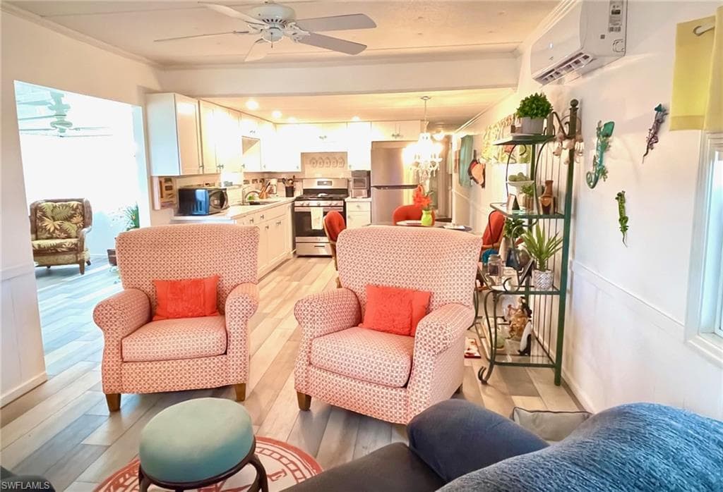 220 Derwent BLVD, FORT MYERS FL 33908-4