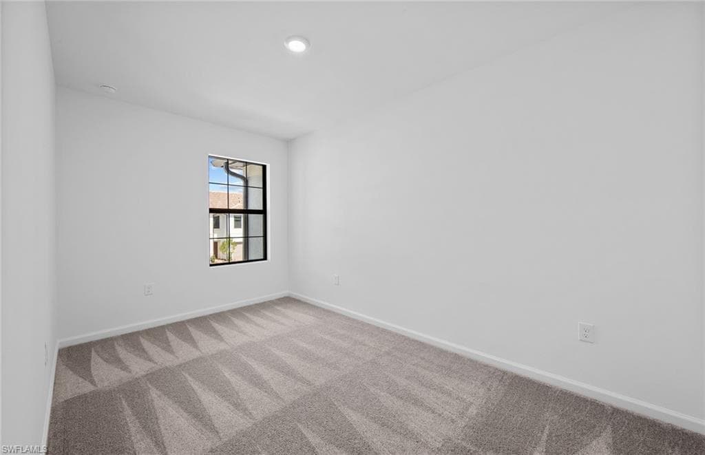 1630 Lake Jessup CIR, CAPE CORAL FL 33909-16