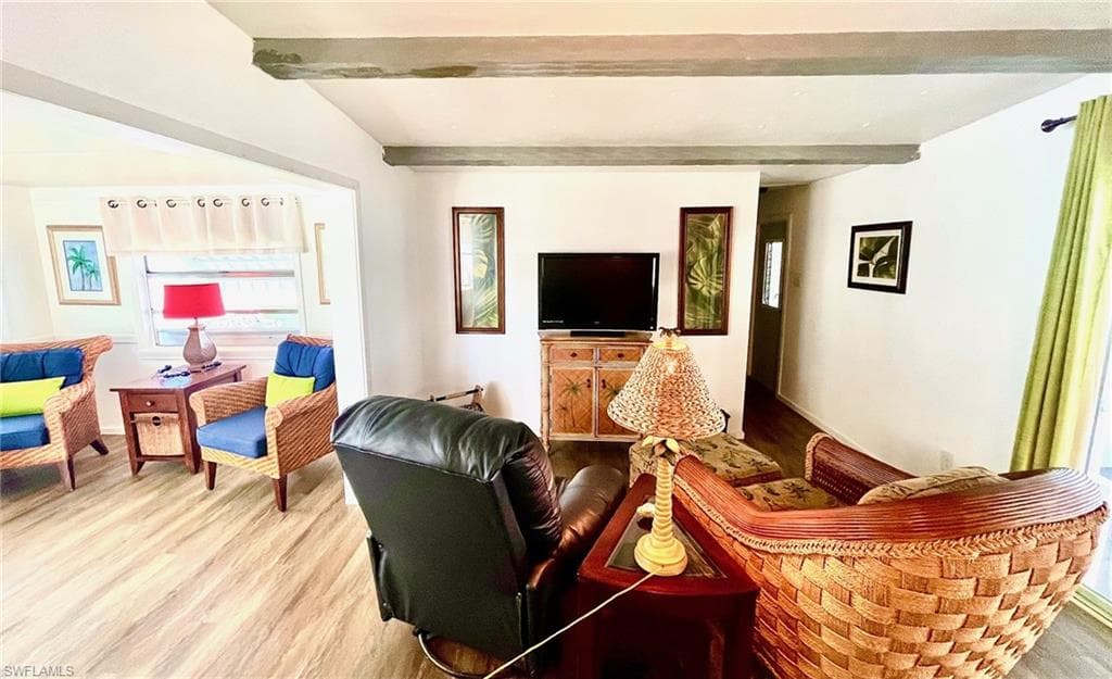 252 Daisy AVE, FORT MYERS FL 33908-6