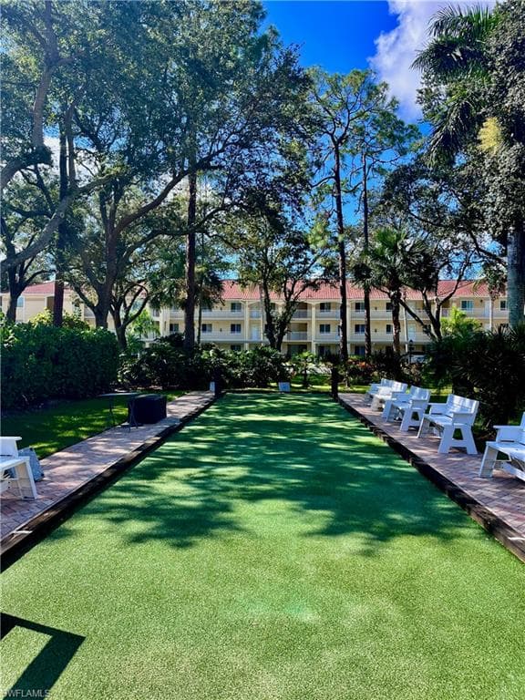 3685 Amberly CIR W # D305, NAPLES FL 34112-22