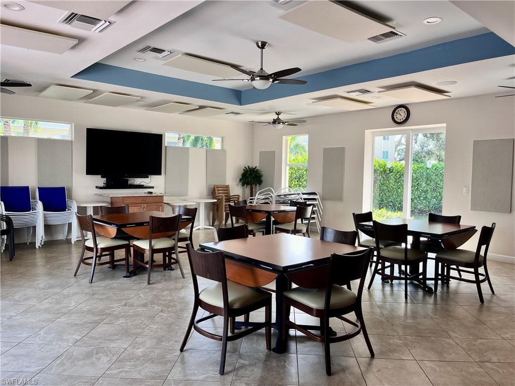 3685 Amberly CIR W # D305, NAPLES FL 34112-25