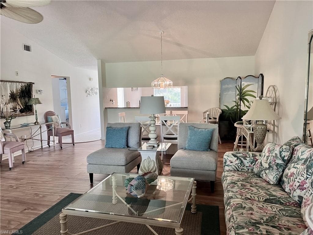 3685 Amberly CIR W # D305, NAPLES FL 34112-6