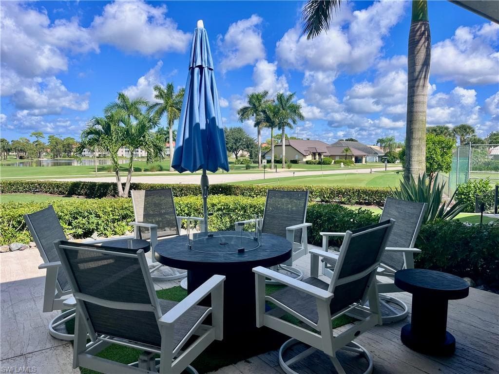 3685 Amberly CIR W # D305, NAPLES FL 34112-31