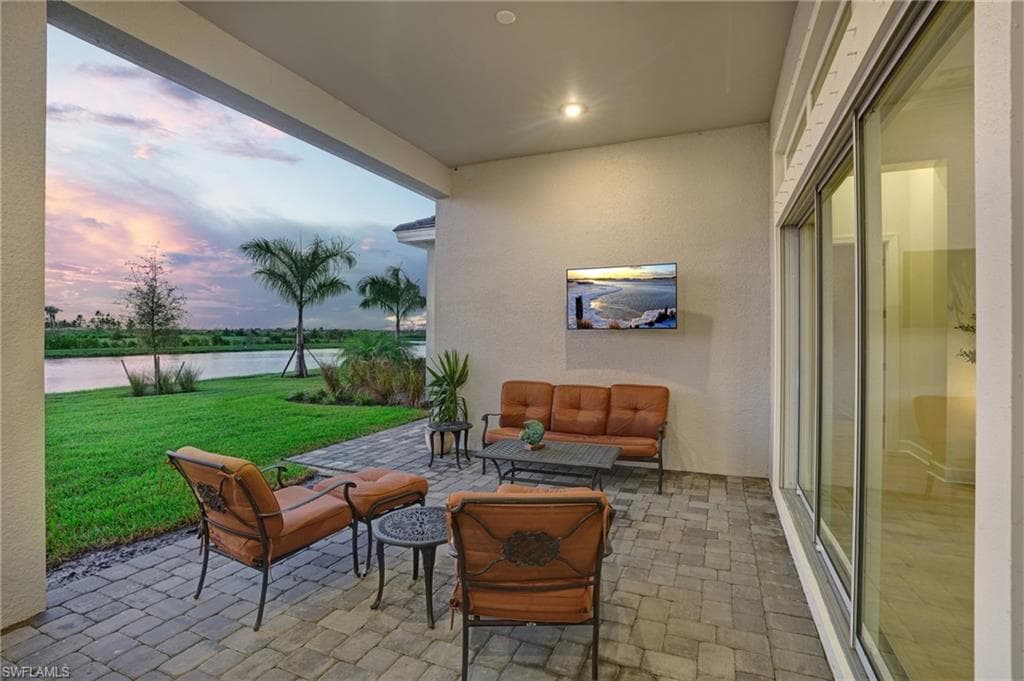 15445 Turin DR, NAPLES FL 34114-32