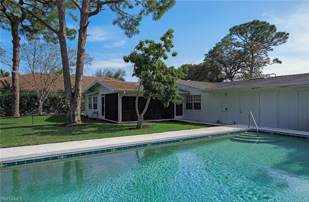 1281 Diana AVE, NAPLES FL 34103-2