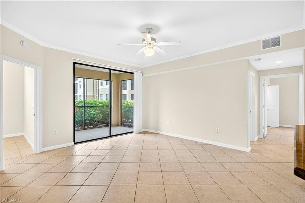 13010 Positano CIR # 108, NAPLES FL 34105-3