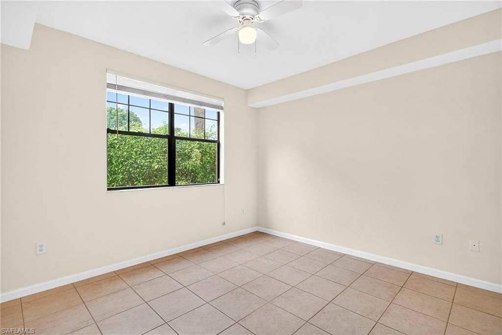 13010 Positano CIR # 108, NAPLES FL 34105-24