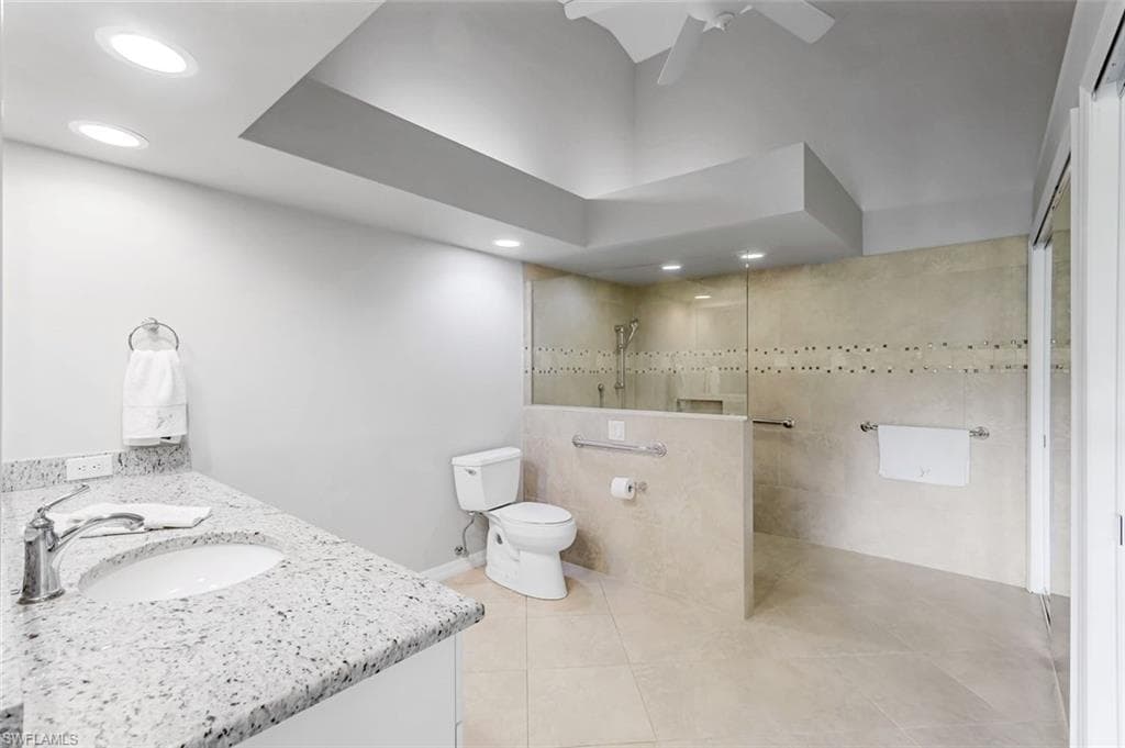 205 Deerwood CIR # 103, NAPLES FL 34113-10