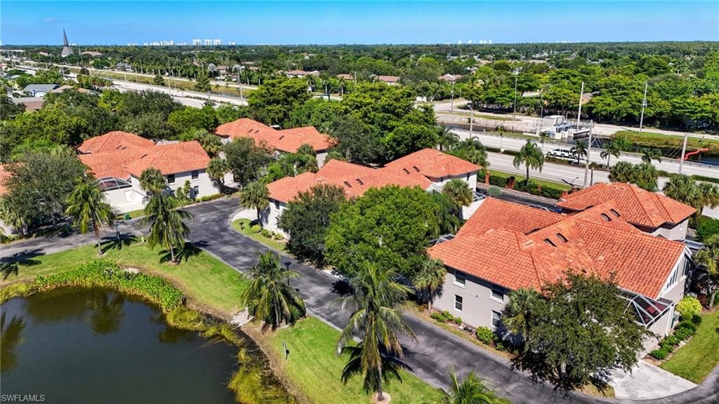 4293 Court LN # 15C, NAPLES FL 34109-37