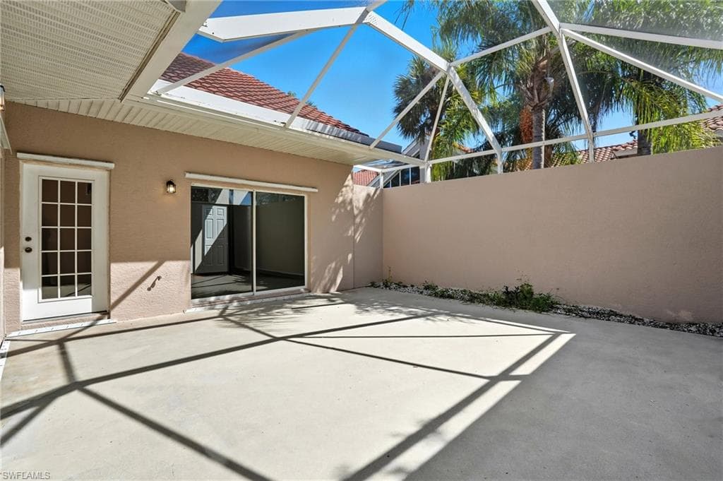 4293 Court LN # 15C, NAPLES FL 34109-31