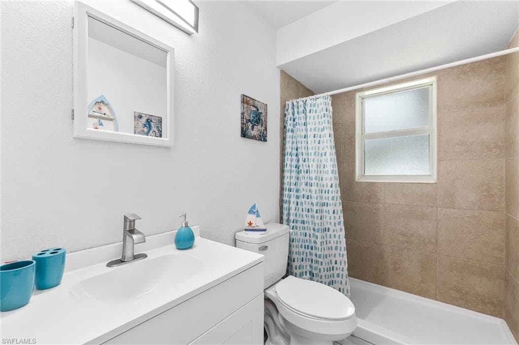 6118 Park RD, FORT MYERS FL 33908-11