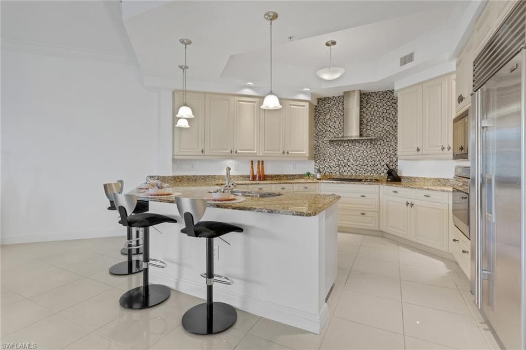 1540 5th AVE S # D303, NAPLES FL 34102-8