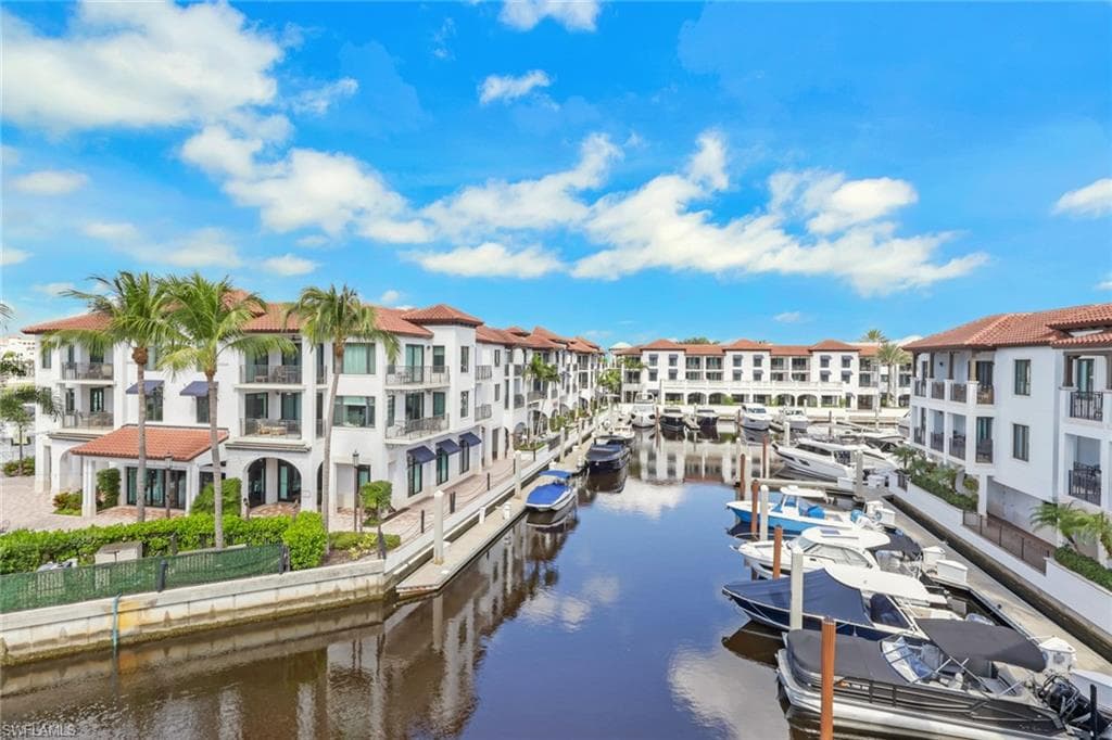 1540 5th AVE S # D303, NAPLES FL 34102-30