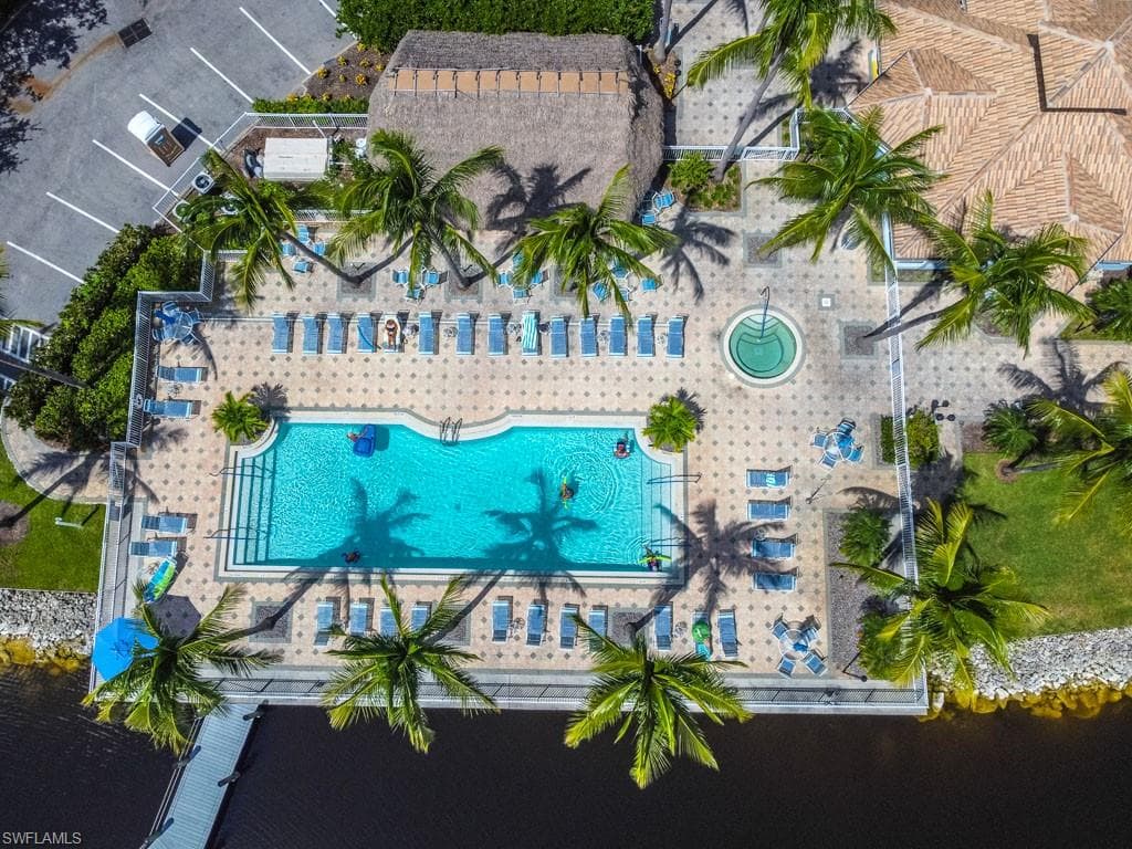 23320 Coconut Island DR # 202, ESTERO FL 34134-36