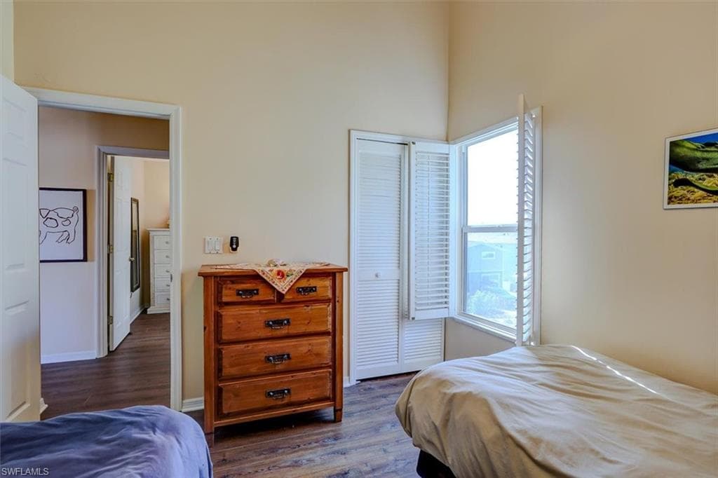 125 Gulfview AVE, FORT MYERS BEACH FL 33931-37