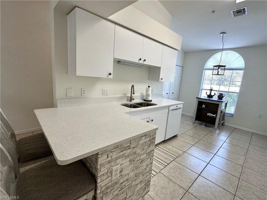 25761 Lake Amelia WAY # 201, BONITA SPRINGS FL 34135-5