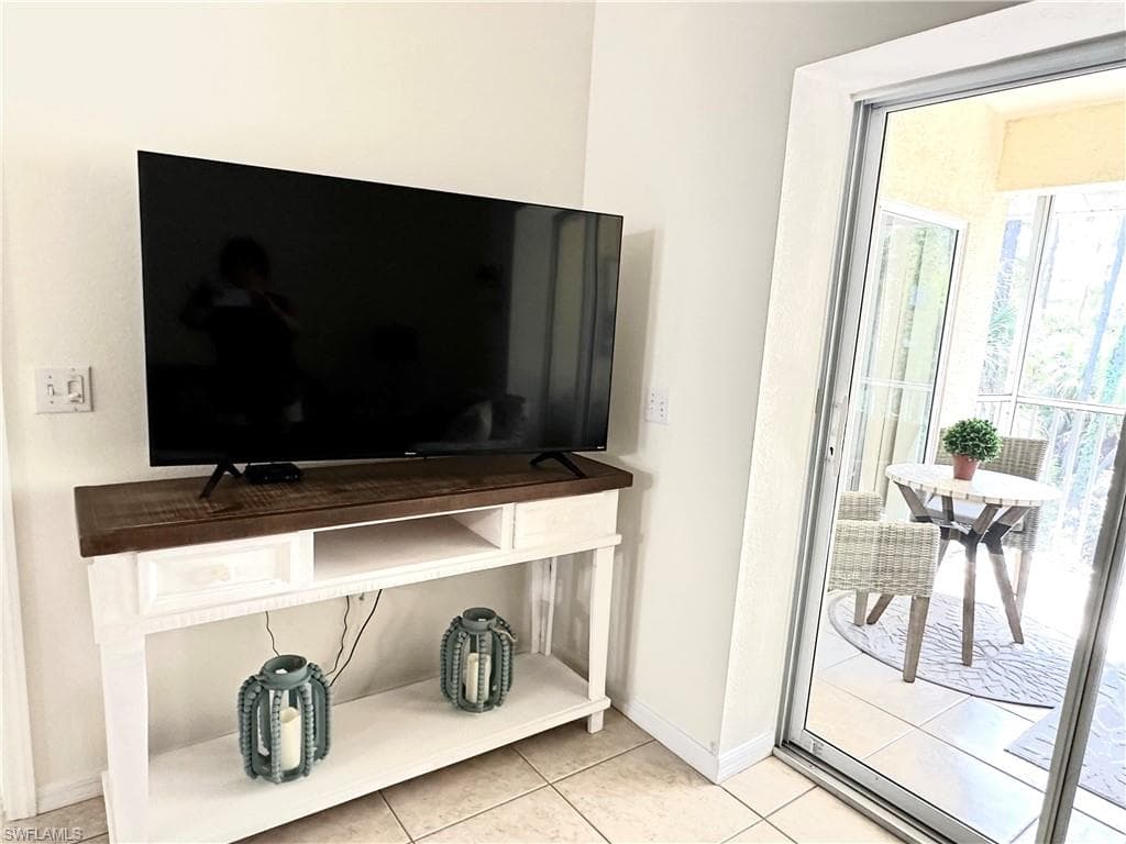 25761 Lake Amelia WAY # 201, BONITA SPRINGS FL 34135-15